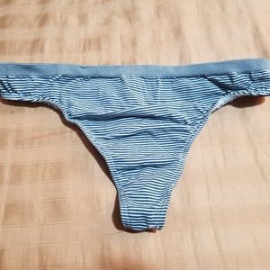 NWT, Victoria's Secret Low Rise Thong